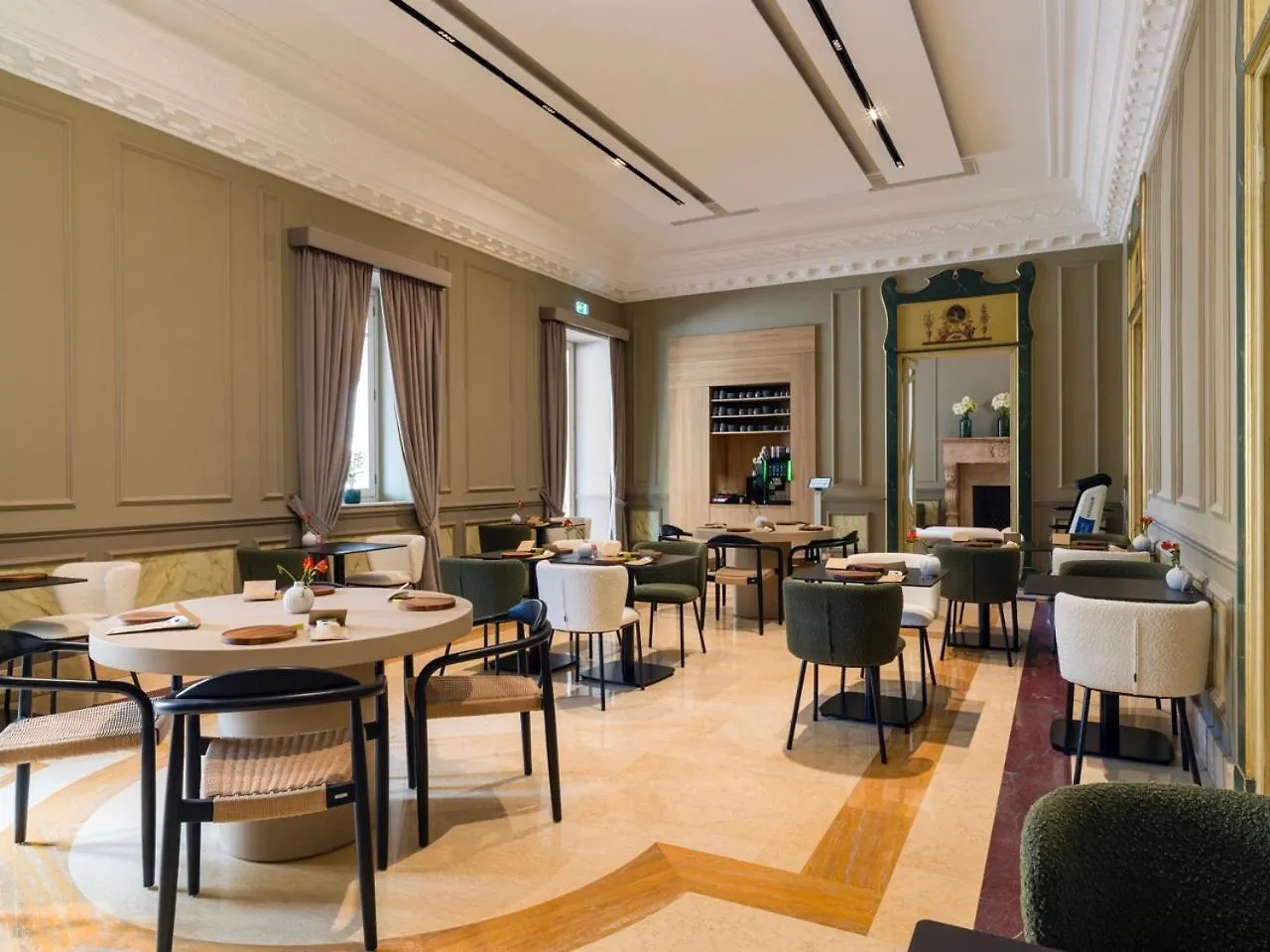Una Hotels One 카타니아 4*,