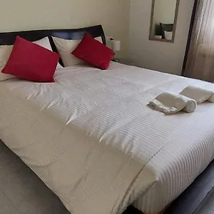 https://mercadante-rooms.it-tuscanyhotel.com